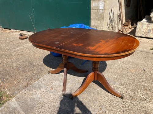Oval pedestal dining table - oval,