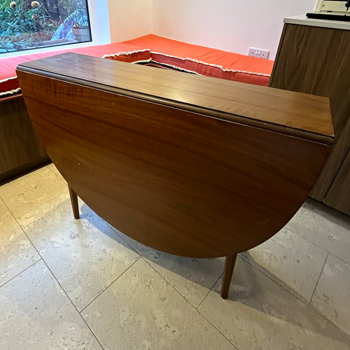 Brown oval drop - brown, wooden